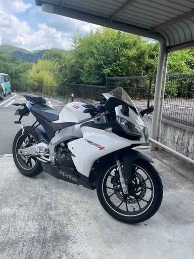 アプリリア　RS4　125