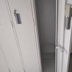 更衣室用ロッカー4人分ですの画像