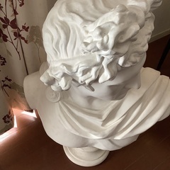 石膏像　アポロ胸像　79cm　検索→ 美術部　デッサン　美大受験　ギリシャ神話に登場する太陽と音楽、予言、弓術などを司る美しい青年神の画像