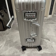RIMOWA スーツケース　機内持ち込みサイズの画像