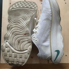 NIKE ナイキスニーカー　24.5cmの画像