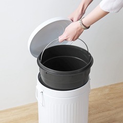 パール金属ゴミ箱ふた付き ペダル 12L ホワイトの画像