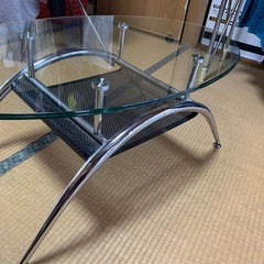 本日引取り希望！　ニトリ製しっかりしたガラステーブルの画像