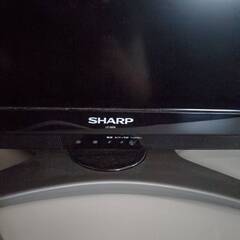 SHARP　液晶テレビ　３２型　２０１１年製の画像