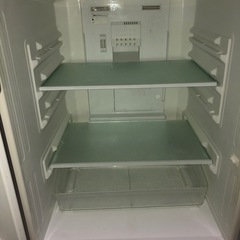 キッチン家電冷凍冷蔵庫　SHARPノンフロン　SJー14RーC  137リットルの画像