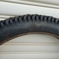 スーパーカブスパイクタイヤ　の画像