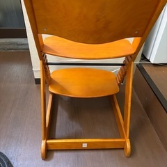 カトージ　チェアの画像