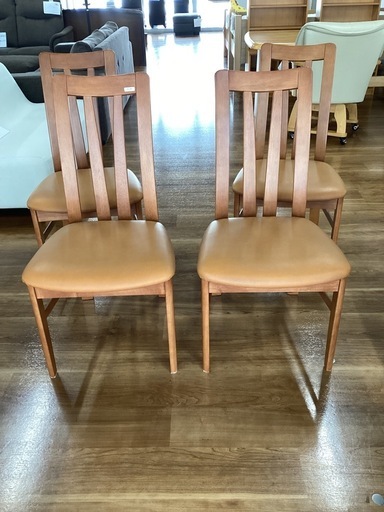 ハイバックダイニングチェアー4脚セット【町田市再生家具】251455　カリモク家具