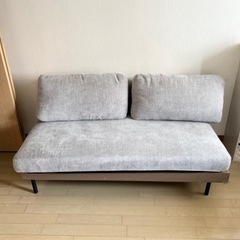ソファの画像