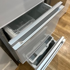 【トレファク神戸南店】Hisense 2021年製 3ドア冷蔵庫です‼︎【取りに来られる方限定】の画像