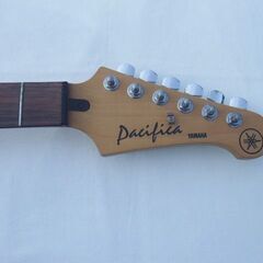 ★お引き渡しお話し中★格安　エレキギター　その３　ヤマハ　パシフィカ　ライトブルーの画像