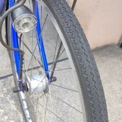 新品ダイヤとシートと鍵付　オートライト 6段変速付 自転車の画像