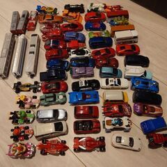 トミカ　マッチボックス　ホットウィール　等　ミニカー　120個の画像