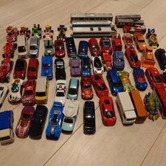 トミカ　マッチボックス　ホットウィール　等　ミニカー　120個の画像