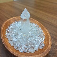 水晶。パワーストーンさざれ石の画像
