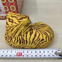 木目込み人形 虎の置物の画像