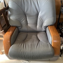 皮1人用ソファ回転式
の画像