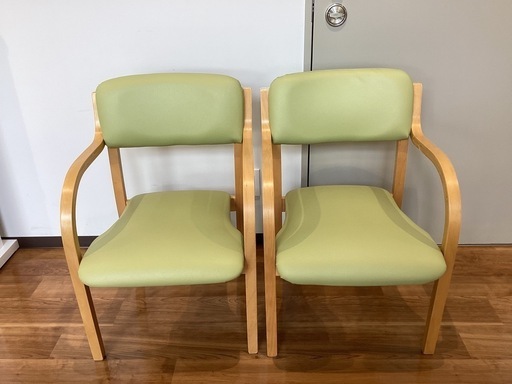 ダイニングチェア2脚セット【町田市再生家具】　251457
