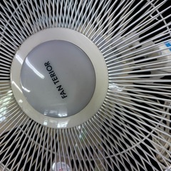 YUASA YTW-351RR(WH)壁掛け扇風機の画像