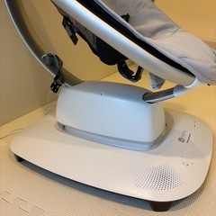 4moms mamaRoo5 ママルー5.0 電動バウンサーの画像