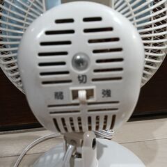 卓上扇風機の画像