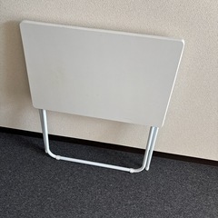 折りたたみ テーブル　机の画像