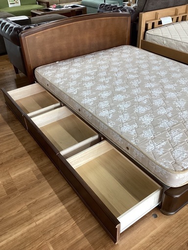 ダブルベッド【町田市再生家具】　251458 NISHIKAWA BED