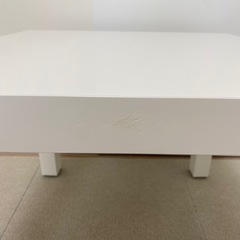 IKEA(イケア)LACKラック、サイドテーブル、ローテーブルの画像