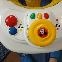 ミッキーマウス歩行器の画像