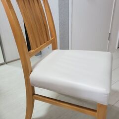 ダイニングチェア　椅子の画像