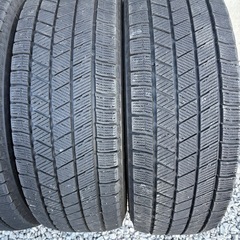 215/65/16冬VRX3の画像