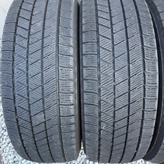 215/65/16冬VRX3の画像