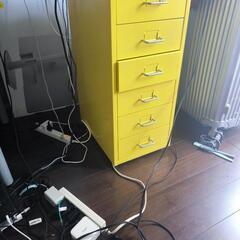 イケア 机 ＆イスセット デスクチェスト 黄色の画像