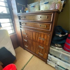 あげます！収納棚　アメリカ家具屋で購入　衣類収納　タンスの画像