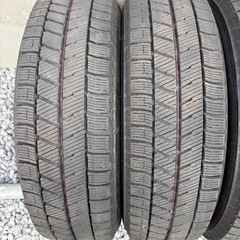 イボ付き❗️155/65/14冬VRX3の画像