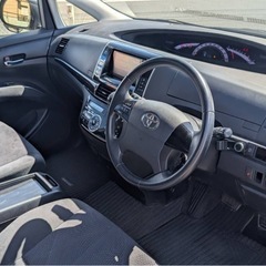 霊柩車/寝台車/搬送車/棺・ストレッチャー対応/4WD/エスティマの画像