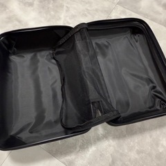 スーツケースにつけれるカバンSephogaの画像
