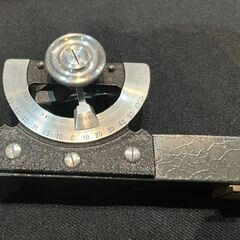 ★レトロ! メーカー不明 ハンドレベル 測量機器 水平器 分度器 望遠高度付き 建設道具 札幌　リサイクルショップ札幌　買取本舗　西野店の画像