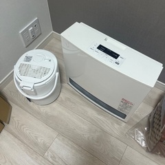 2人掛けソファ サイドテーブル 敷き布団 椅子の画像