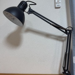 IKEAサイドテーブルランプ販売。の画像