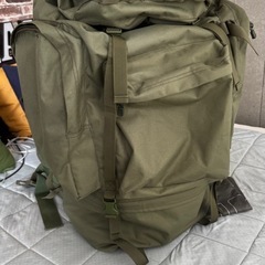 [使用品] 100L リュック大容量 アーミーグリーンの画像
