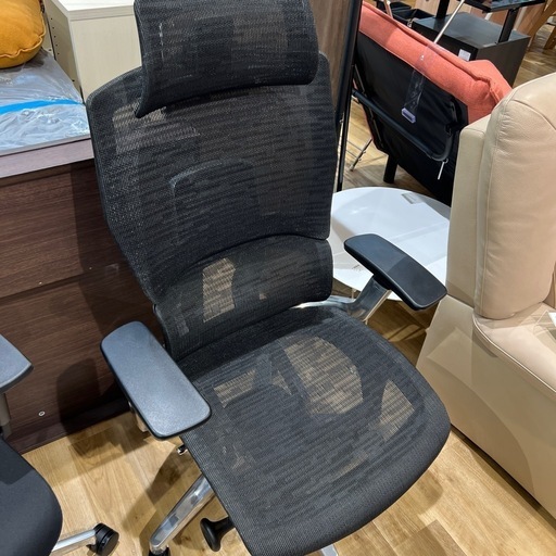 【トレファク神戸南店】ティ・アイ・アイ ワークチェアー ブラックです‼︎【取りに来られる方限定】