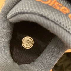 アシックスの画像