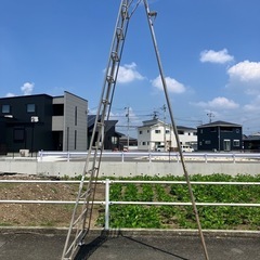 【福岡県筑後市にて引取り限定】ALINCOアルインコ  三脚脚立  KWA-360Bオールアルミ三脚脚立の画像