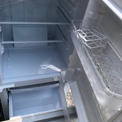 SHARP冷蔵庫の画像