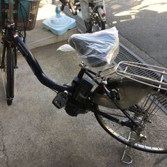 地域限定送料無料　ヤマハ　パス　ナチュラ　新基準　12,3AH　子供乗せ　紺　アシスタ　ビビ　神戸市　電動自転車　の画像