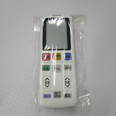 J1324 【リユースのサカイ柏店】ルームエアコン　HITACHI　ヒタチ　白くまくん　RAS-W22M　2.2kw　100v電源　平行型 2022年製  分解クリーニング済み　流山市 中古エアコン 松戸市 中古エアコン 我孫子市 中古エアコン 船橋市 中古エアコン 守谷市 中古エアコン 取手市　中古エアコン　参考価格80,000円の画像
