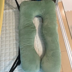U字型抱き枕　ハグミン HUGMIN 快眠枕　の画像