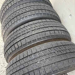 165/60/14冬VRX2の画像