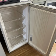 サンヨー電気冷凍庫の画像